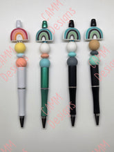Load image into Gallery viewer, Beaded Pen Lrg Rainbow Green/Black
